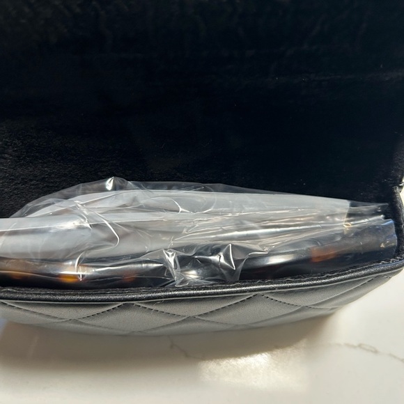 CHANEL Brown Tortoise Sunglasses Gift Ready main image 12
